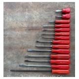Group of MAC Screwdrivers, Most Flat Head