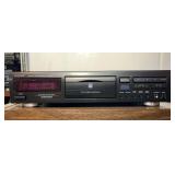 TEAC Compact Disc Recorder, CD-RW890
