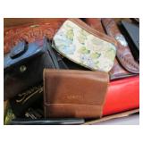 Purses & Wallets