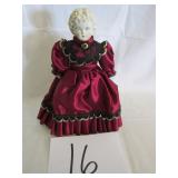 #16 10' Parian Shoulder Head 136 3/0N