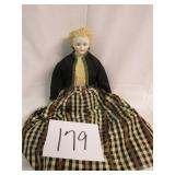 #179 21' Bisque Emma Clear