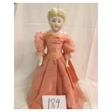 #189 23" China Head Cloth Body