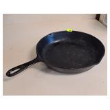Cast Iron Skillet (Unmarked0