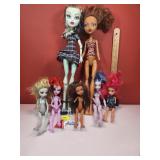 2 Lrg Monster High w/ 5 Nude & missing Limbs