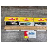 Kissing Crane Barlow Trio