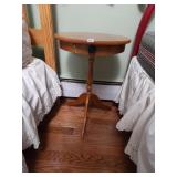 Round Pedestal Table