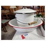 Vintage Enamel Stock Pot w/ Lid & Oval Pan