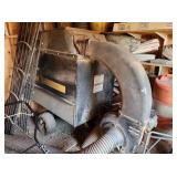 Agri-Fab Leaf Vac w/ Briggs & Stratton