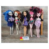 Monster High Dolls Missing Limbs (5)