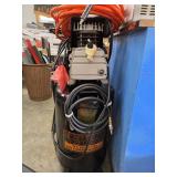 Central Pneumatic Air Compressor 21gal 115psi