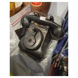 Vintage Leich Hand Crank Magneto Desk Phone