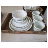 Corelle "Crazy Daisy" Dinner Set (4)