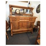 Antique Tiger Oak Sideboard / Buffet w/Mirror