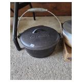 Old Mountain Cast Iron Dutch Oven w/ Lid