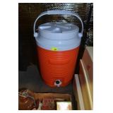 Rubbermaid  Cooler Dispenser