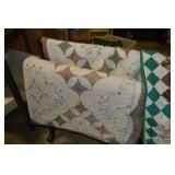 Quilted Bedspread & Pillow Cases