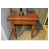Entry Table/End Table