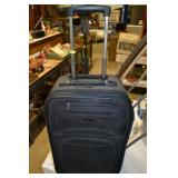 Luggage /w telscoping handle & wheels