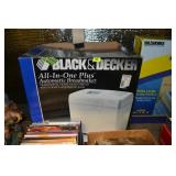 NEW Black & Decker Breadmaker