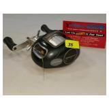 Pflueger Summit Baitcaster Reel