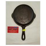 Griswold  No. 4 Skillet (702)
