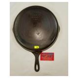 Wagner Ware Sidney -0-  No.10 Skillet (1060 A)