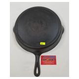 Griswold No. 11 Skillet w/ heat Ring (717)