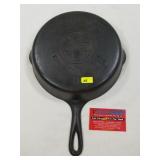 Griswold No. 7 Skillet (701 C)
