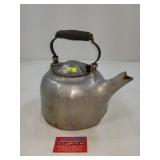 Griswold Colonial Design Tea Kettle (A-5380)