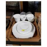 Milkglass Dinner Set