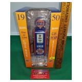 1950 Gulf Gas Pump Replica