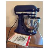Kitchen Aid stand mixer with accessories