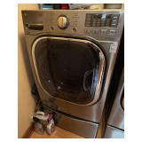 LG 4.5 cu. ft. ultra large front load washer. Model #WM4270HVA