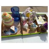 3 flats of home decor