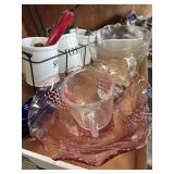 Lot of kitchen items