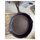 Griswold No. 12 719D cast iron skillet