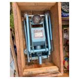 Floor jack