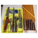Knives and kitchen items