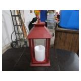 Battery operated Lantern / Lighted