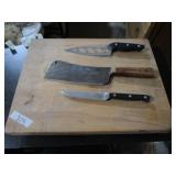 Nice Cutting Board and Knives / Knife Clever