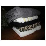 Lot of 5 Large Bath Towels