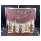 Classic chess set - appears new