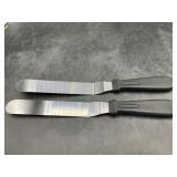 2 comfort grip icing spatulas- 12.2in