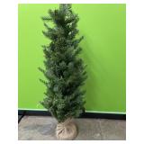 3ft battery operated lighted tree