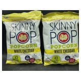 2 4.4oz skinny pop white cheddar popcorn