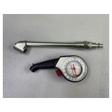 Air hose connector and gauge