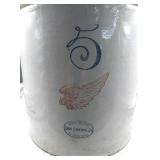 5 gallon Redwing crock, small hair line fracture