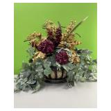 Floral arrangement - can sit or hang