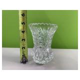 Clear glass vase