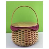 2003 longaberger basket with lid and insert